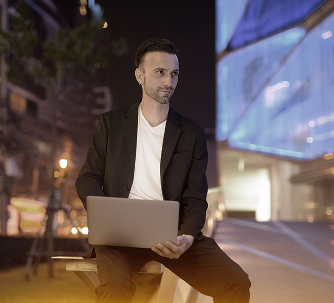 Professionals and executives seeking  ﻿integrated strategy for their wealth 